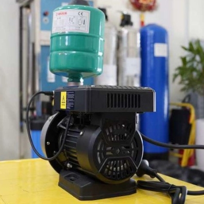 Máy Bơm Tăng Áp Biến Tần Prodn CHW1.5-25Z